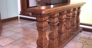 Balaustra in legno artigianale per divisorio 